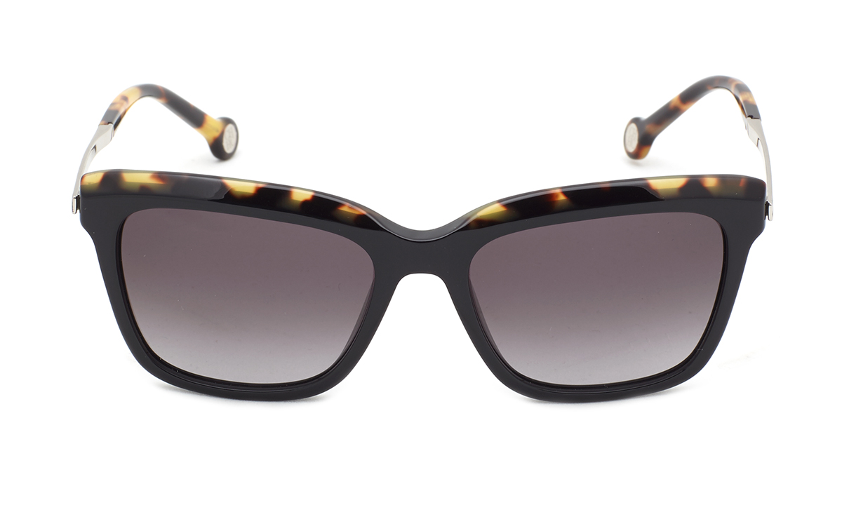  Carolina Herrera 689 700