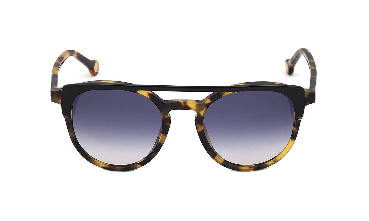  Carolina Herrera 790 APK