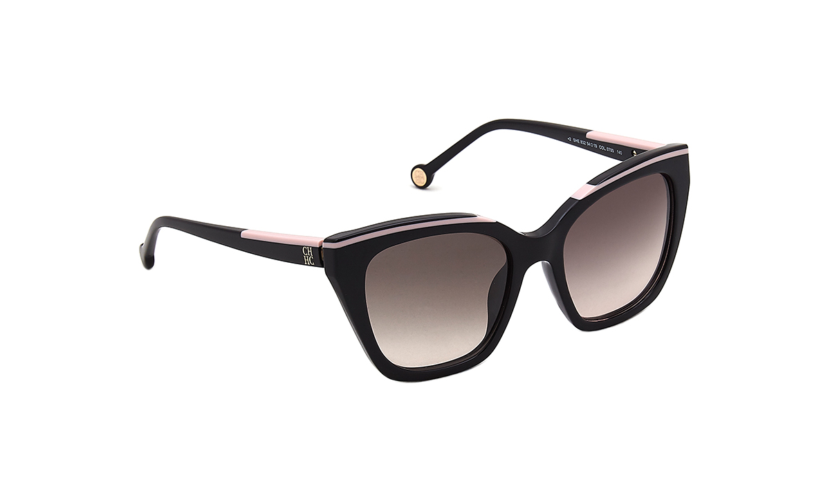  Carolina Herrera 832 700