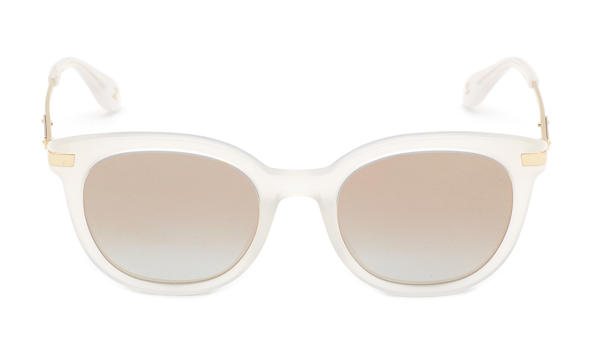  Carolina Herrera New York 570 92Y